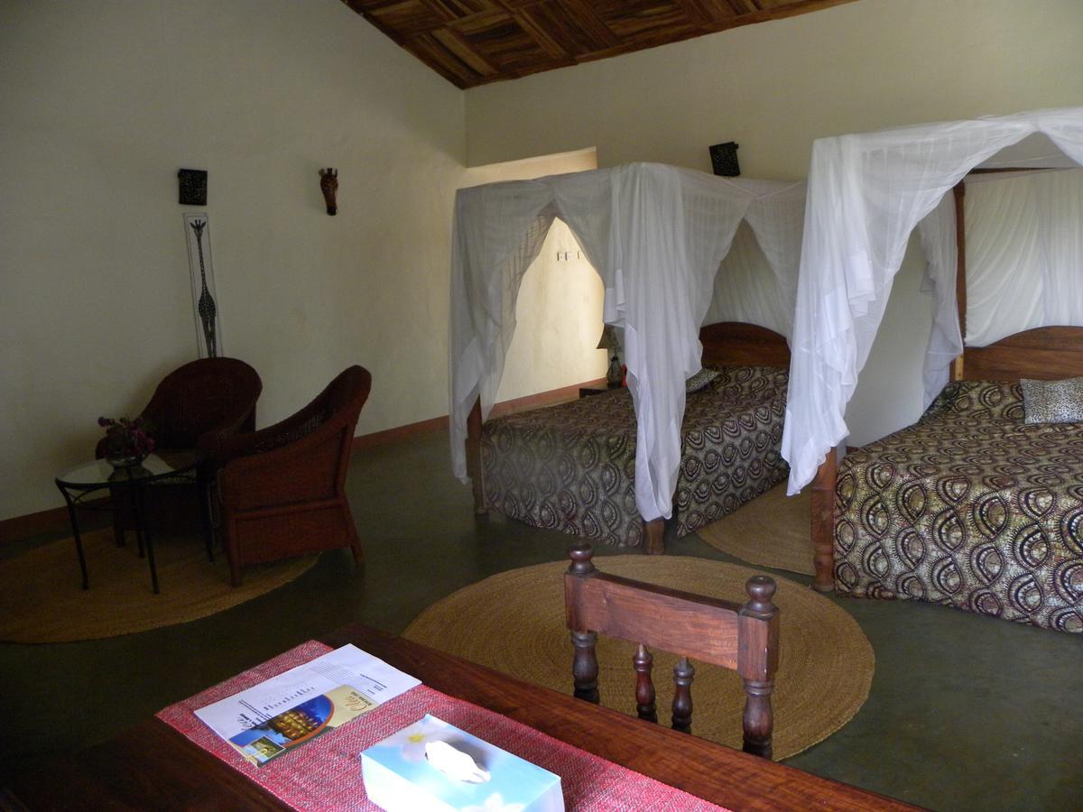 Olea Africana Lodge คาราทู ภายนอก รูปภาพ